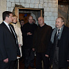 Губернатор Алексей Островский пообещал выделить деньги на ремонт детского сада и бани в Угре