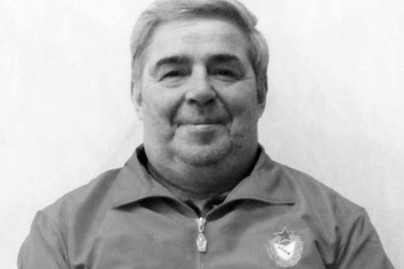 В Смоленске умер известный футбольный тренер Леонид Архипов