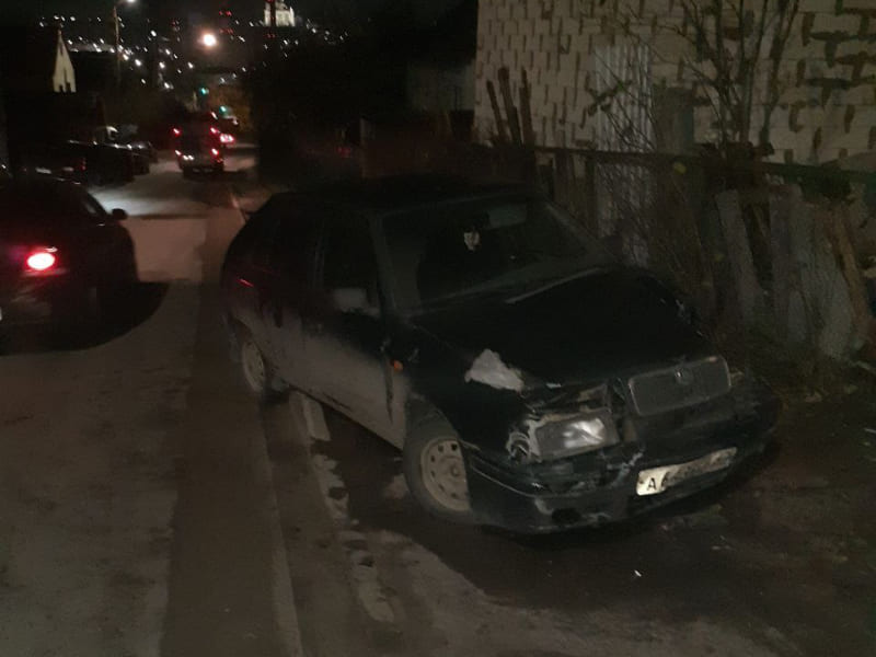 В Смоленске пьяный водитель без прав «отправил» пассажира в больницу