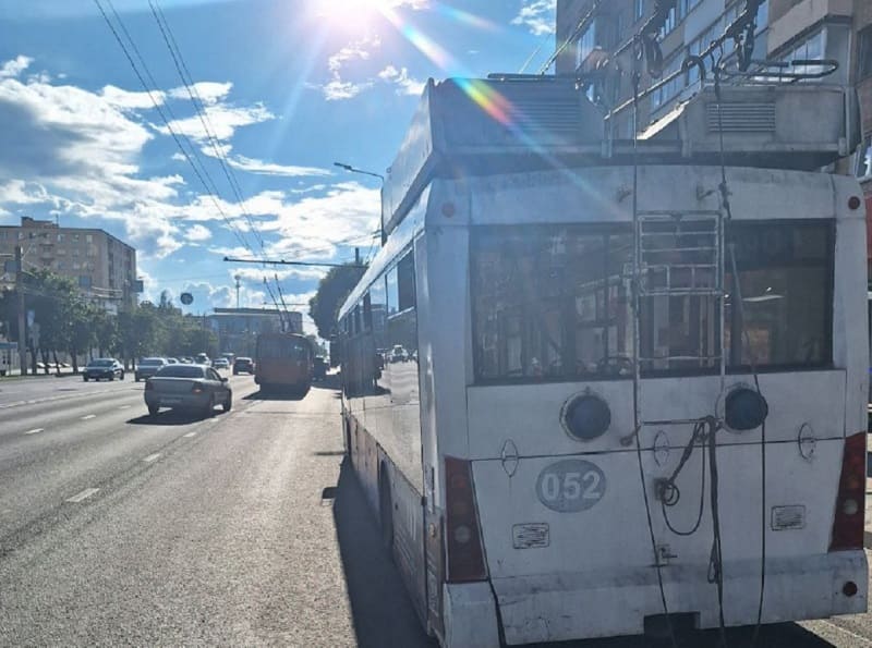 В Смоленске пассажирку госпитализировали после поездки в троллейбусе