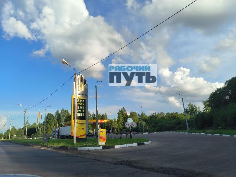 Цены на бензин в Смоленской области снова поползли вверх