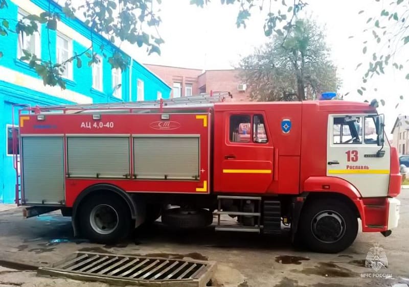 В Смоленской области огонь уничтожил дачу, гараж и авто на одном участке