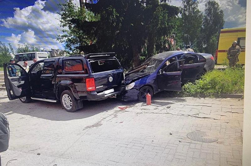 Двое смолян пострадали в жёстком ДТП в Вязьме 