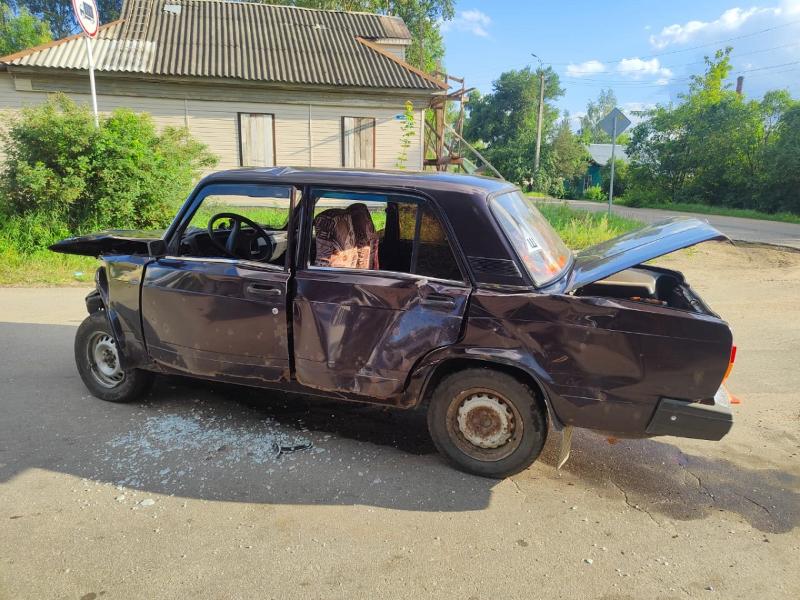 В Смоленской области женщину, попавшую в ДТП, увезла «скорая» 