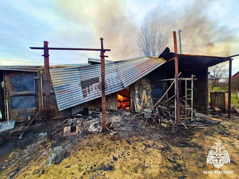 Инфракрасная лампа стала причиной пожара в Смоленской области