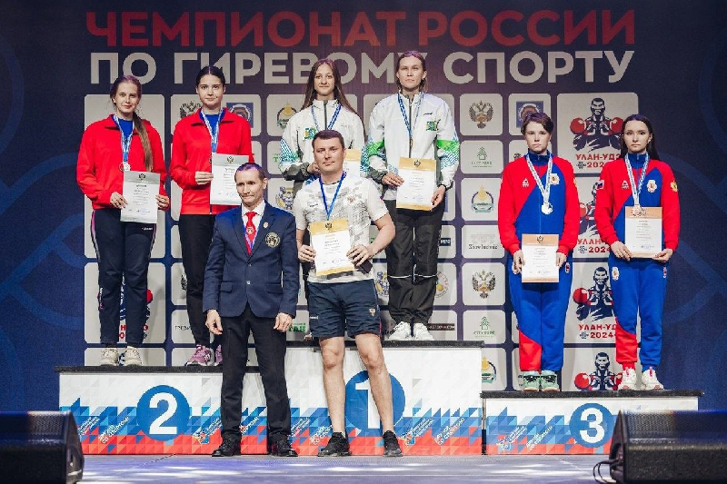 Смоляне привезли медали с финала чемпионата России по гиревому спорту