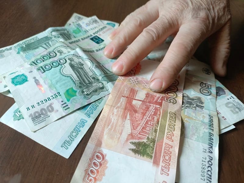В Смоленской области хлебозавод задолжал работникам более 340 тысяч рублей