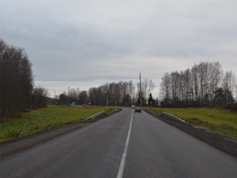 В одном из районов Смоленской области отремонтировали три дороги