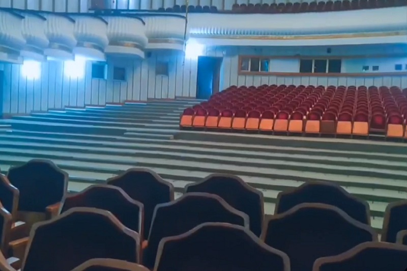 В Смоленском драмтеатре начался ремонт