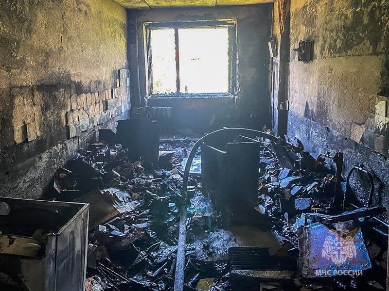 В Смоленской области утром случился пожар в общежитии 