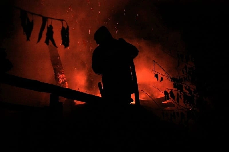 Ночью в Смоленске случился смертельный пожар