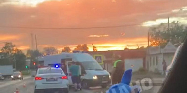 В Смоленске таксист сбил женщину, переходившую дорогу по «зебре»