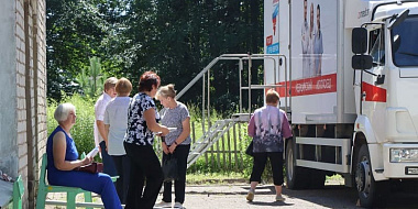 Автопоезд «Здоровье Смоленщины» продолжает свою работу в Демидовском районе