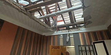 «Следствие безответственности УК». Глава Смоленска прокомментировал обрушение потолка в квартире в центре города