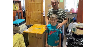 В Смоленской области фонд Сергея Неверова помог многодетной семье погорельцев со стройматериалами